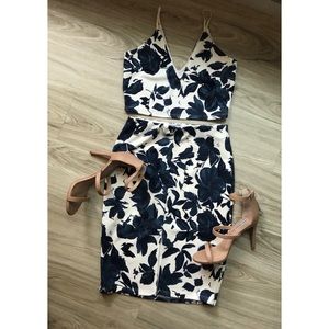 Floral 2 piece set!